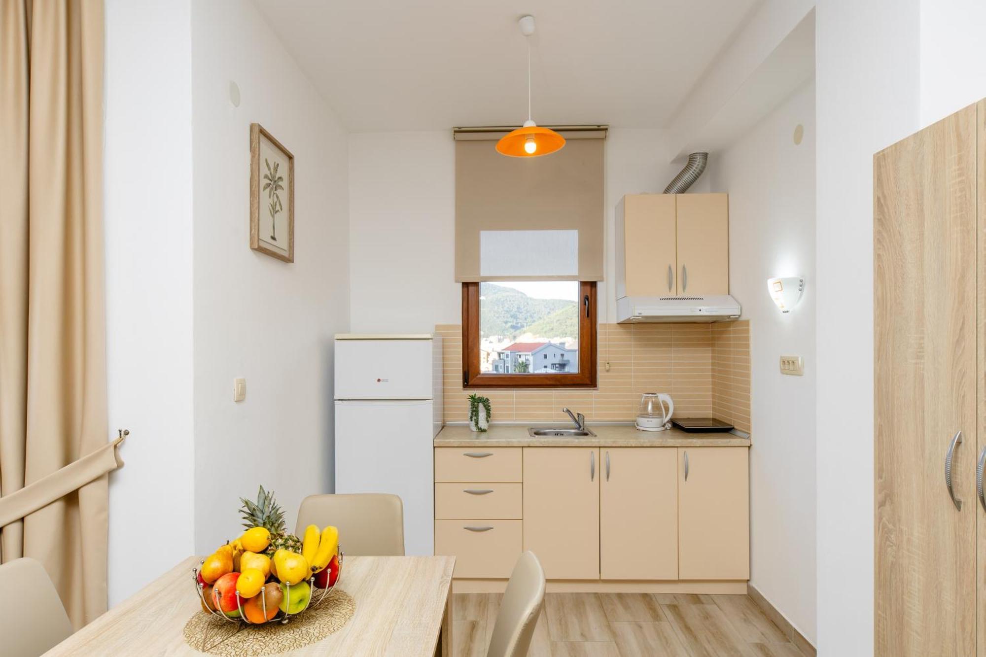 Arvala Apartments ブドヴァ エクステリア 写真