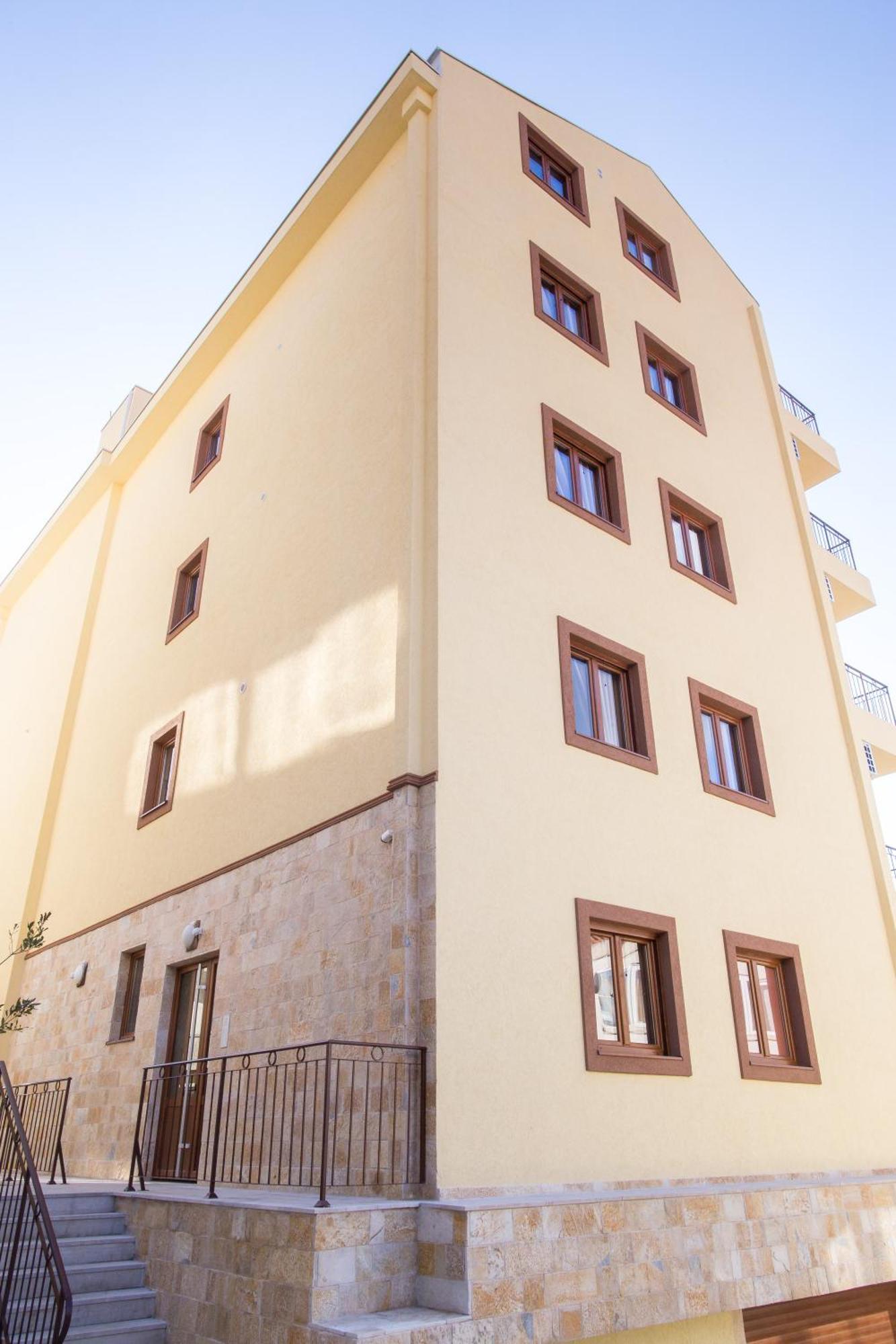 Arvala Apartments ブドヴァ エクステリア 写真