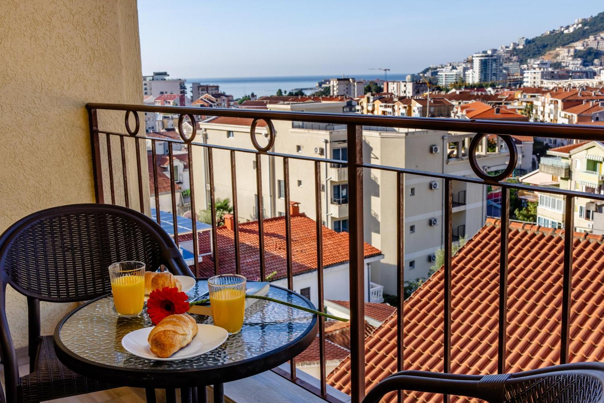 Arvala Apartments ブドヴァ エクステリア 写真