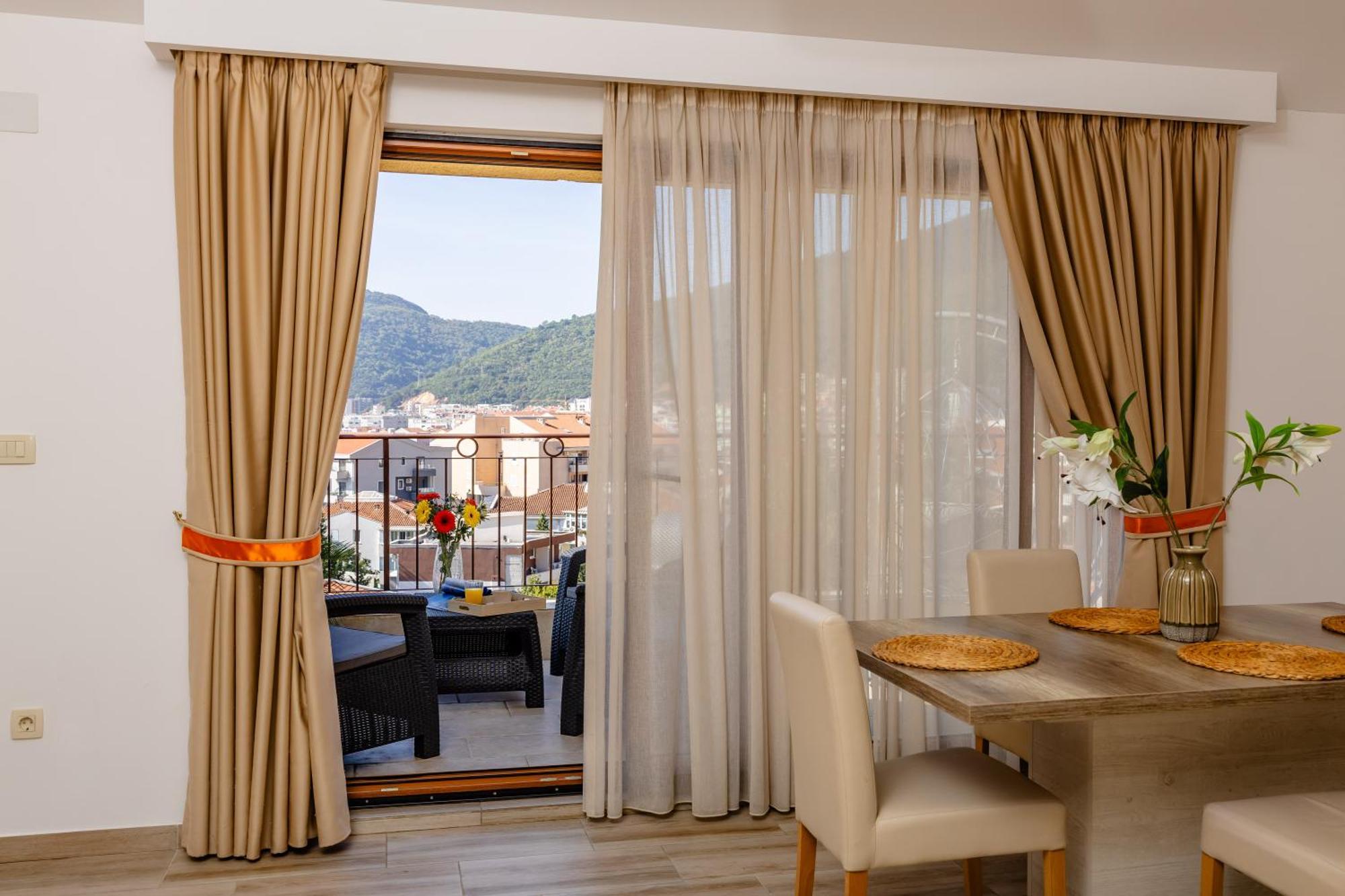Arvala Apartments ブドヴァ エクステリア 写真