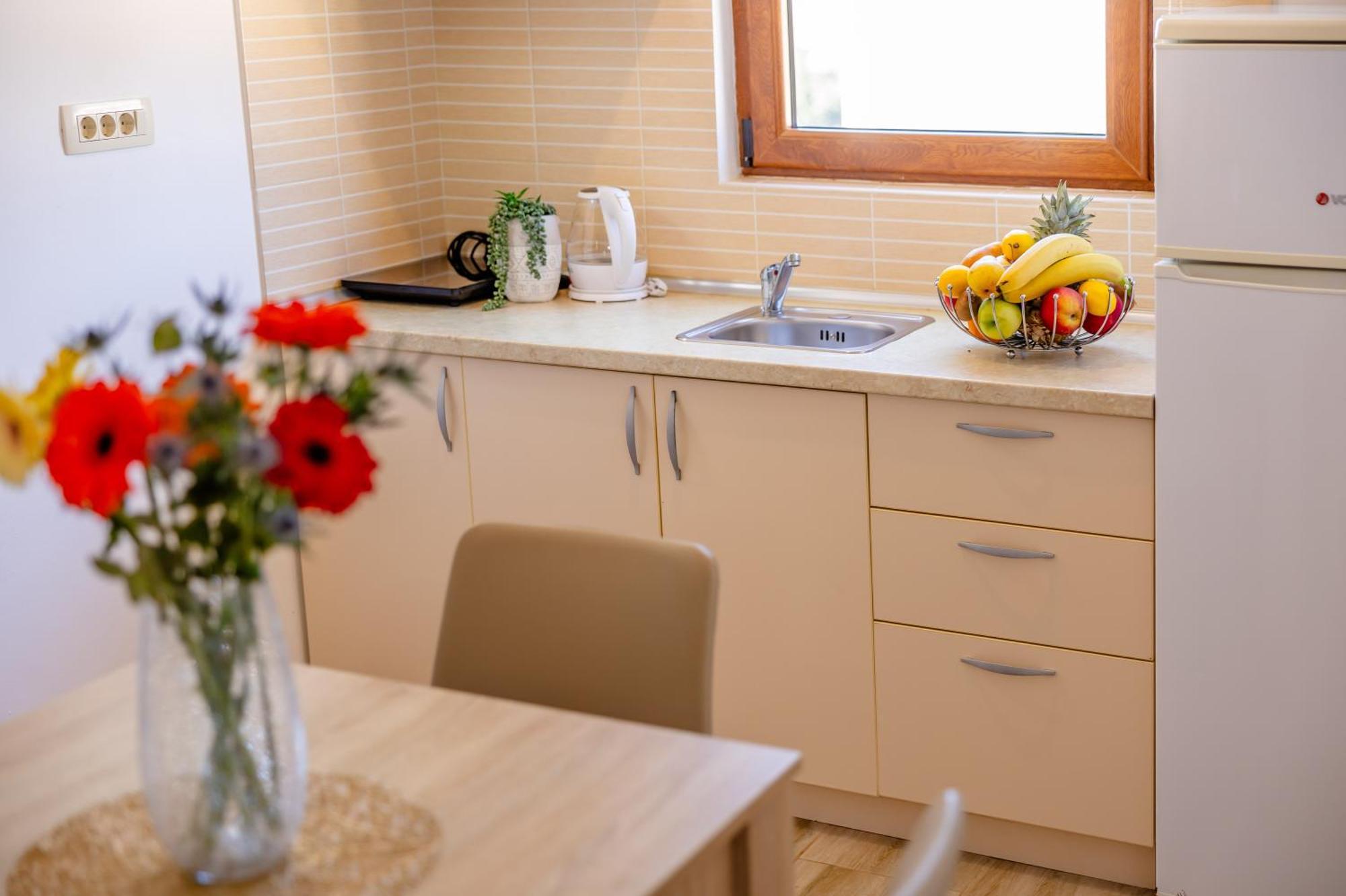 Arvala Apartments ブドヴァ エクステリア 写真